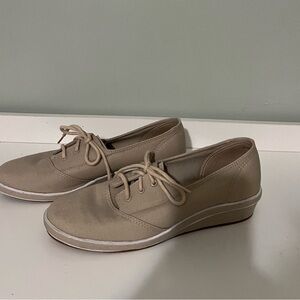 Grasshoppers Shoes Women’s Size 10M.